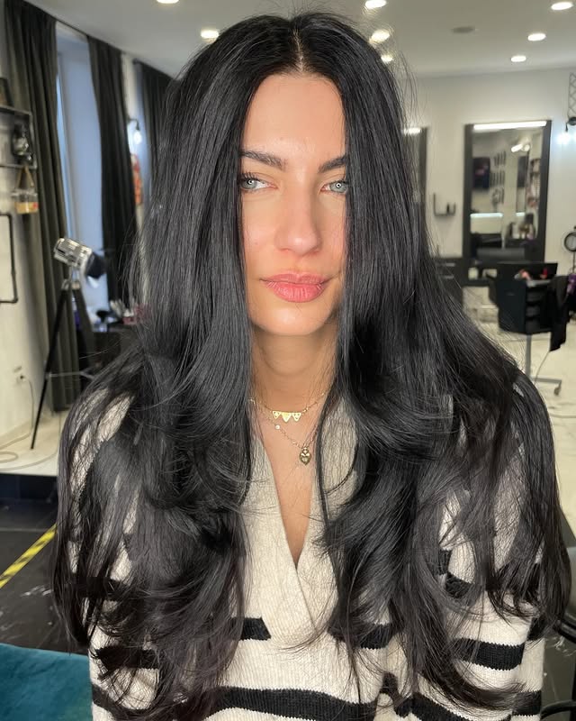 Colorare expertă păr brunet salon înfrumusețare Timișoara Before After stilist